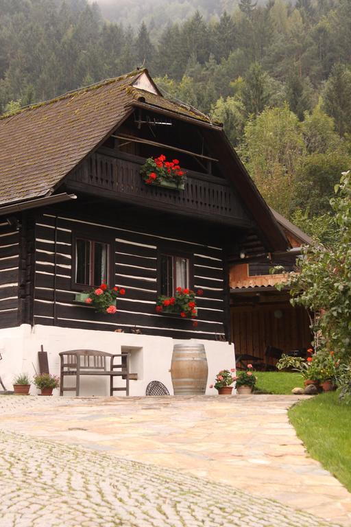 Bachkeusche Villa Ossiach Ruang foto